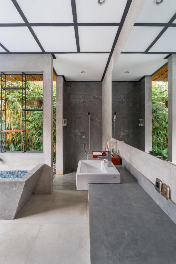 Vinna Villa Seminyak Керобокан Экстерьер фото