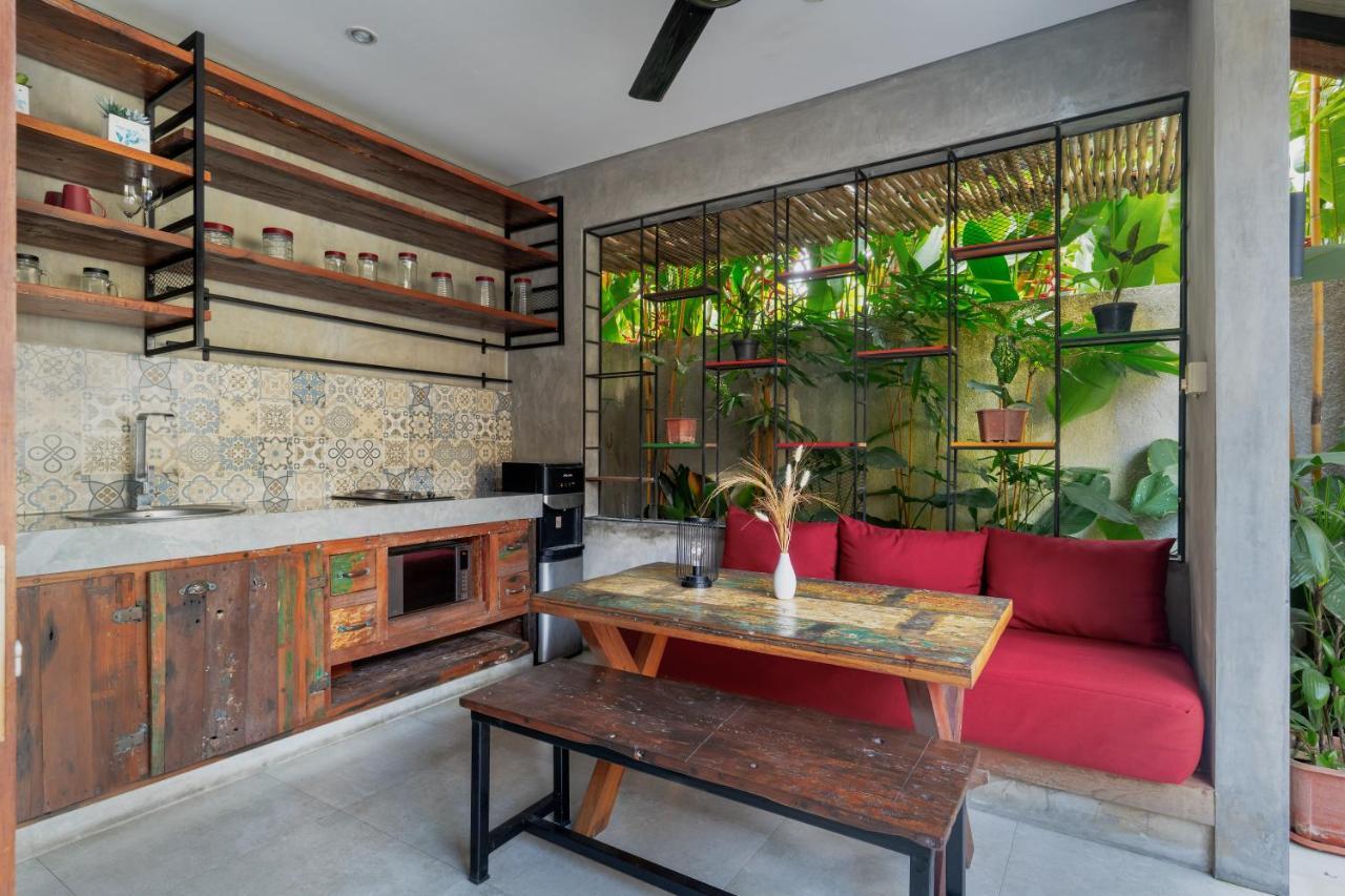 Vinna Villa Seminyak Керобокан Экстерьер фото